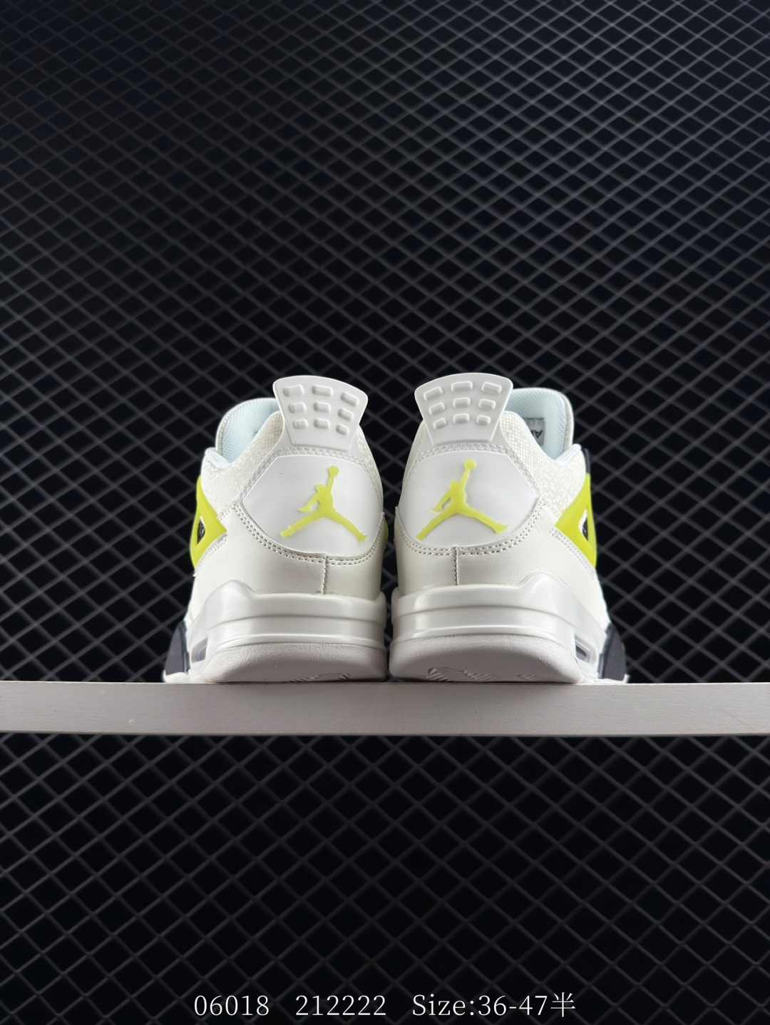 Nike Air Jordan 4 Retro